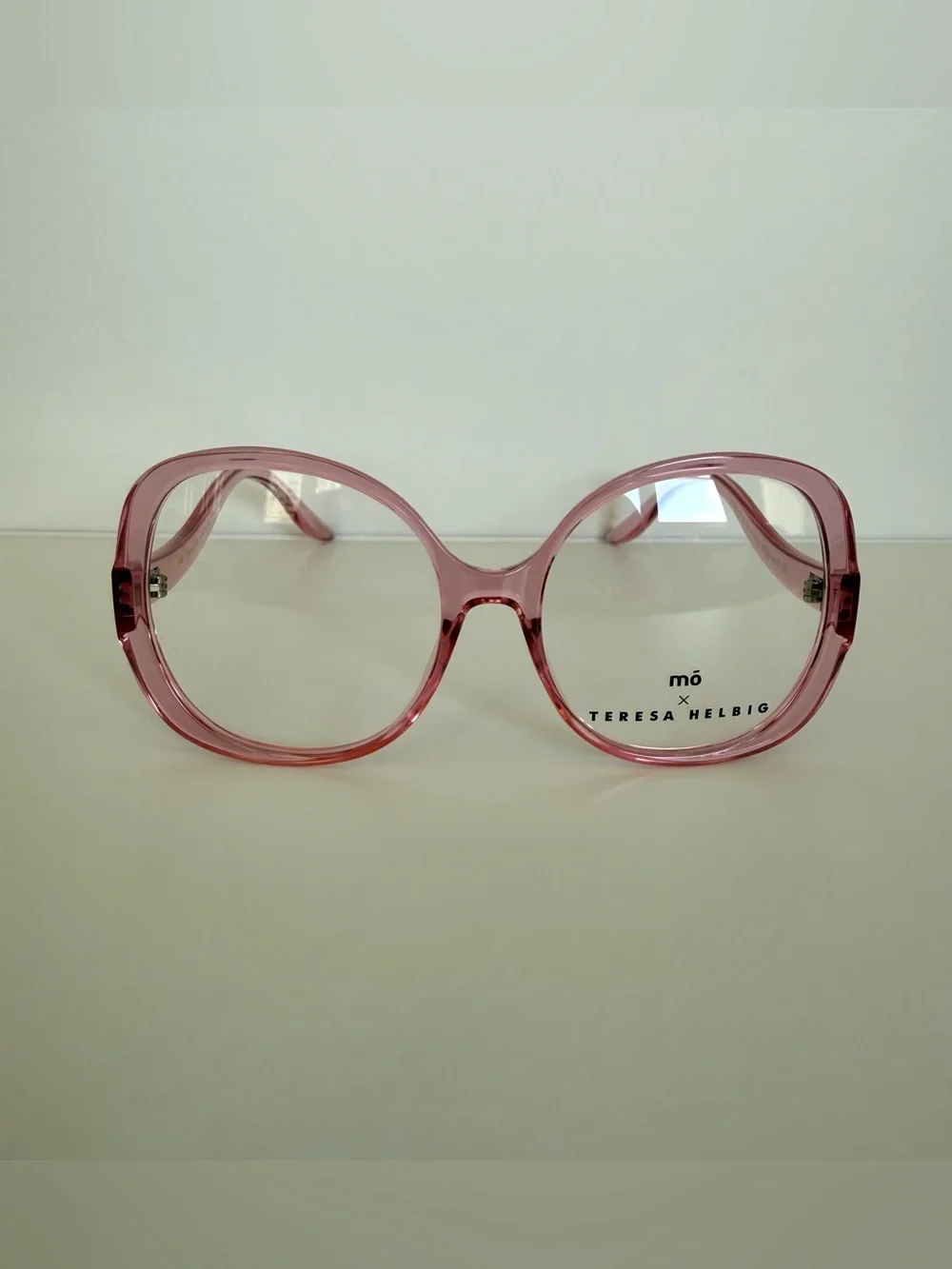 NEW!! MO women pink eyeglasses European brand Retail 350$